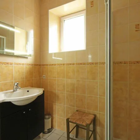 Maison Independante Avec Jardin, Haras Et Equipements Inclus - Fr-1-497-43 Holiday home *