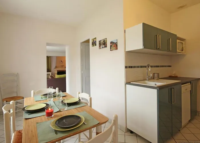 Maison Indépendante Avec Jardin Chez Cavalière, Animaux Acceptés - Fr-1-497-43 Montabard